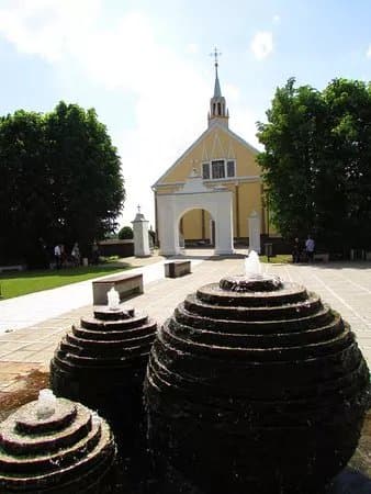 Vidukle St. Cross Church