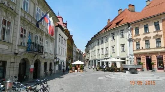 Stiski Dvorec