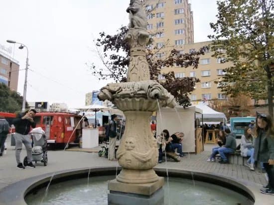 Pitna fontana namestie SNP