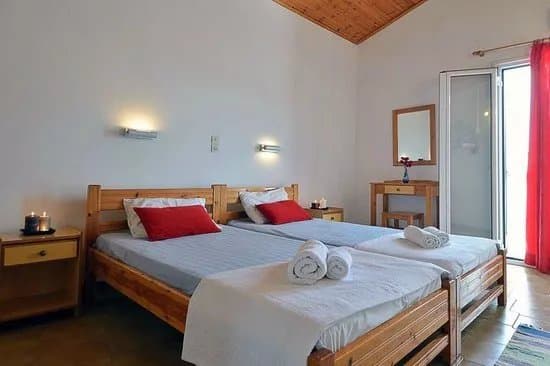Matina Villa & Apartments