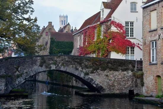 Latin Tours Brugge