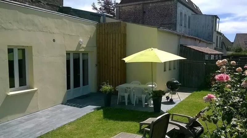 Bourbourg furnished cottage - 2 bedrooms - 5 people - enclosed garden - private