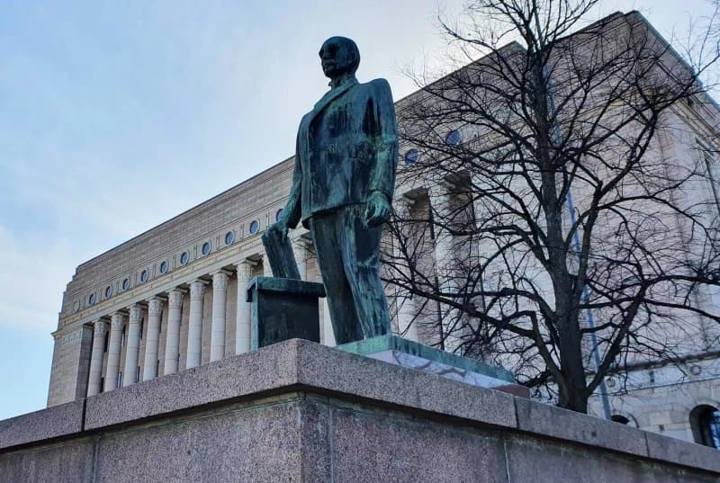 K. J. Stahlberg Statue