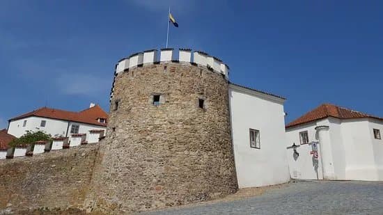 MEstske opevnEni