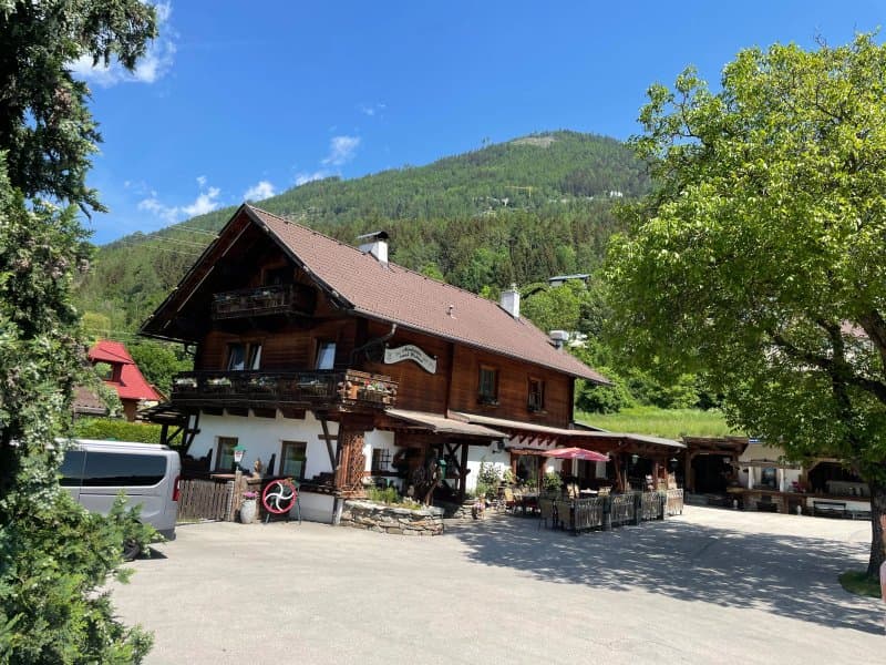 Almhütte Zwei Welten