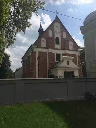 Kosciol Swietego Jakuba Apostola na Tarchominie