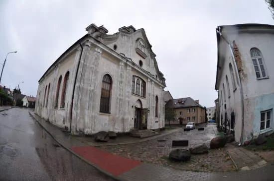 White Synagogue