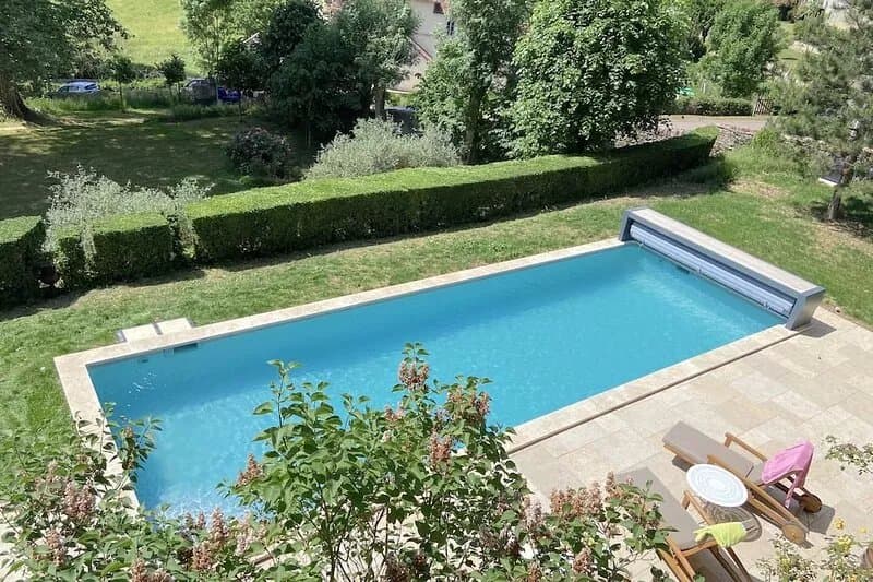 Small castle in the heart of Burgundy, swimming pool, panoramic view