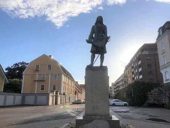 Admiral Hans Wachtmeister Statue