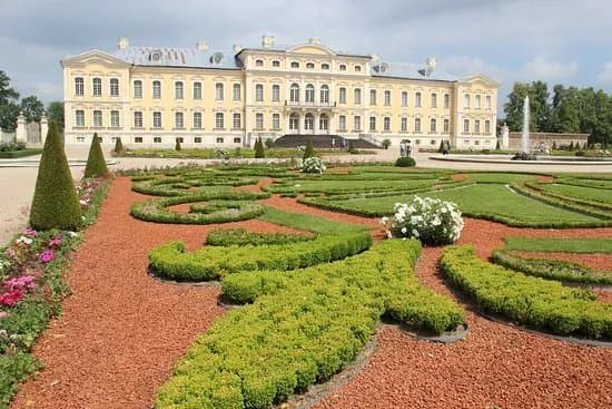 Rundale Palace Museum (Rundales Pils)