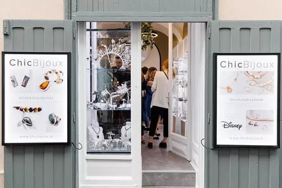 Chic Bijoux - Jewelry Shop