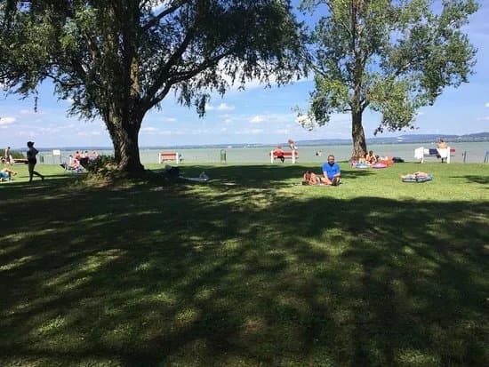 Balatonbereny kozsegi strand