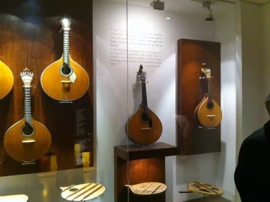 Sing Fado at Fado Museum