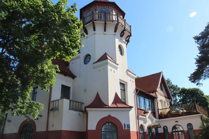 Dwelling house – post office