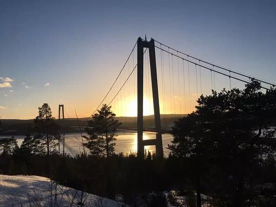 Hogakustenbron
