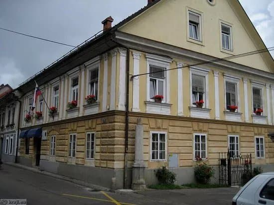 Sadnikar Museum