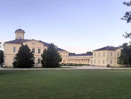 Karolyi Castle