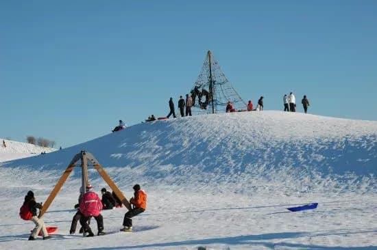 Kumparepuisto Park