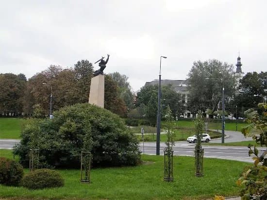 Monument to the Heroes of Warsaw