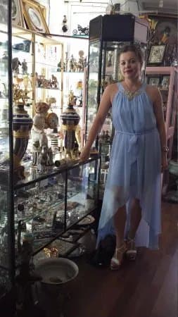 Bells Plaza Antiques and Collectables