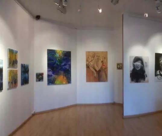 AVA Galleria