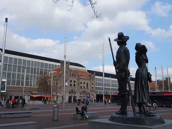 Kenau and Ripperda Monument