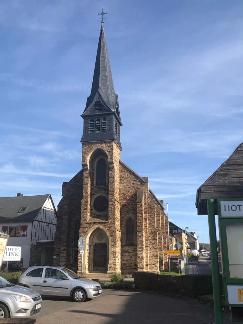 Erloserkirche Neuhausel