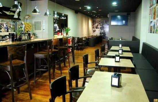 Cafe Lambretto