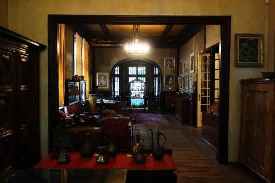 Ligia and Pompiliu Macovei Art Collection