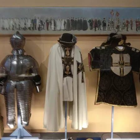 Schatzkammer und Museum des Deutschen Ordens