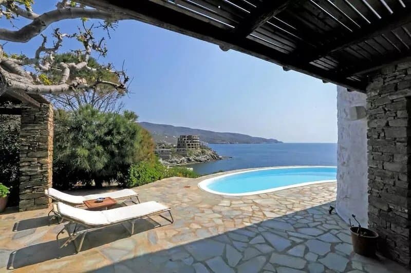 Perfect located holiday home with pool directly at the sea, Wifi | Koundouros, K