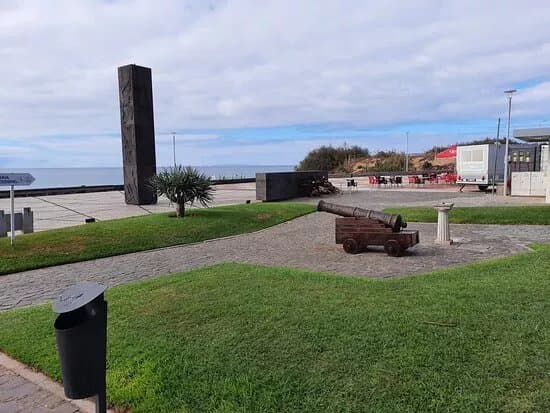 Discoveries Monument