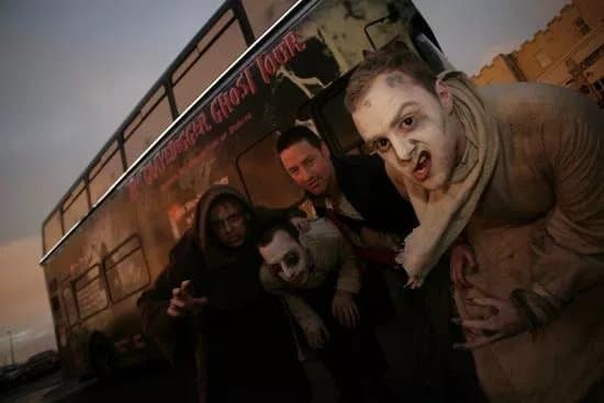 The Gravedigger Ghost Tour