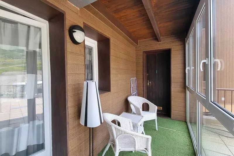 studio for 4 persons, (37 m2), common terrace with a view on the slopes and at