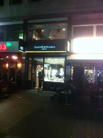 Davidoff Flagship Store