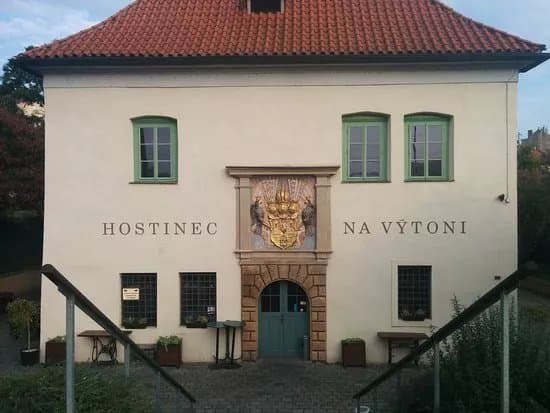 Podskali Custom House at Vyton