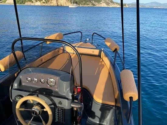 Oneiro Cruises