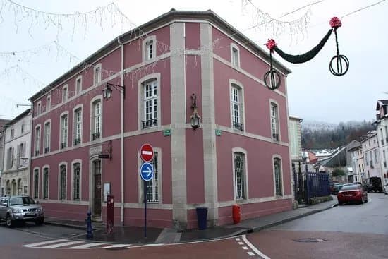 Musee Charles de Bruyeres