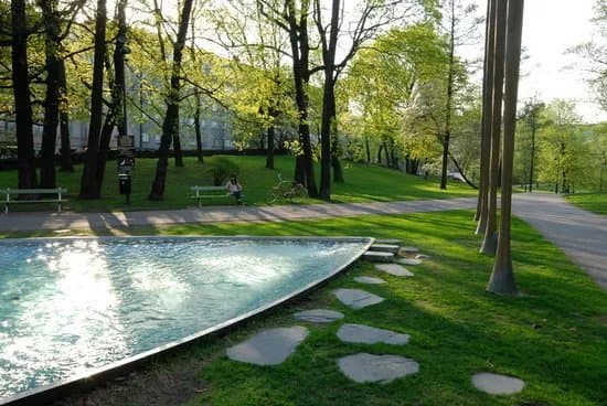 Hesperia Park