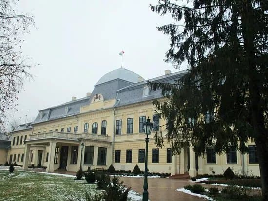 Gyula Almasy Castle