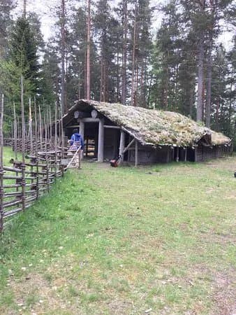 Genesmon arkeologiska friluftsmuseum