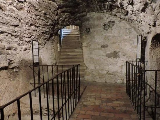 Pozzo Della Cava - Complesso Archeologico