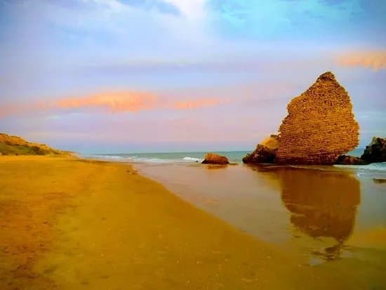 Playa Torre de Rio de Oro