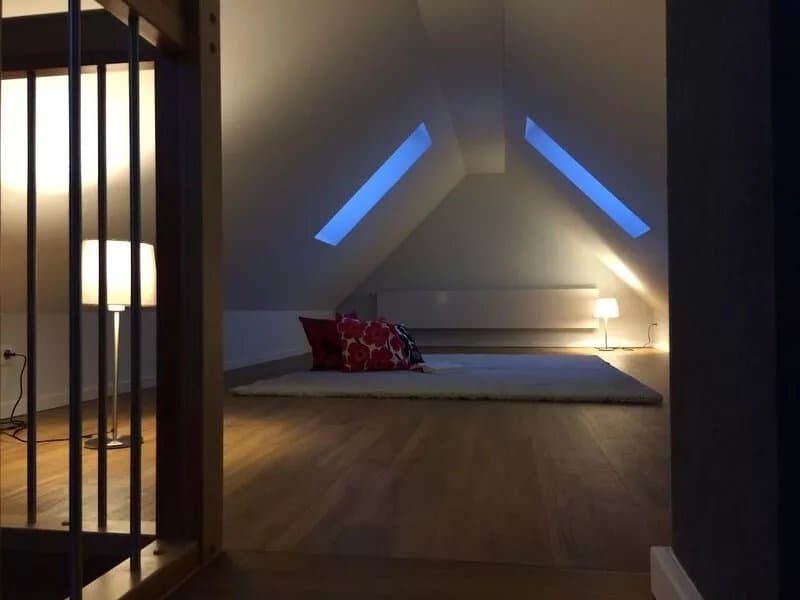 Enjoy the first warm days of spring in a vacation home with a fireplace near