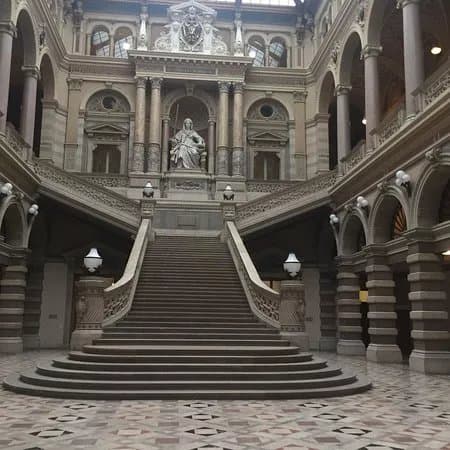 Justizpalast