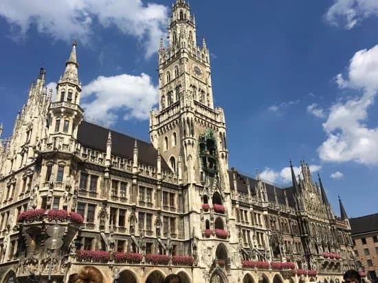 New Town Hall (Neus Rathaus)