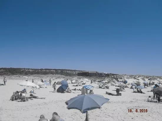 Praia da Rainha