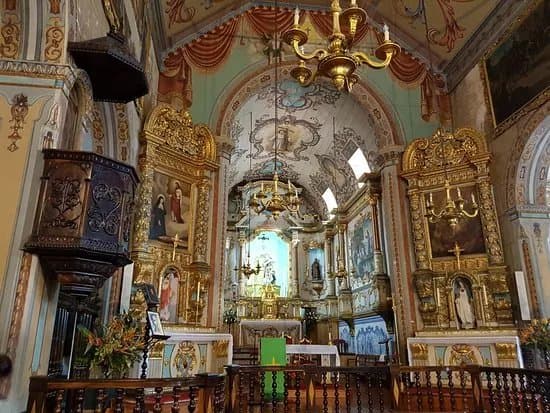 Igreja Paroquial de Santa Isabel