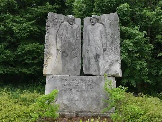 Monument to Szafer and Zapalowicz