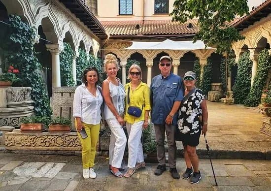 Mara's Tours and Travel